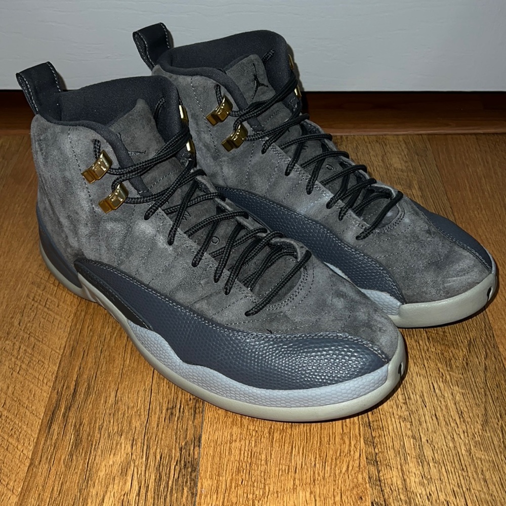 Air Jordan 12 Retro Dark Grey (Size 9.5 Men’s)